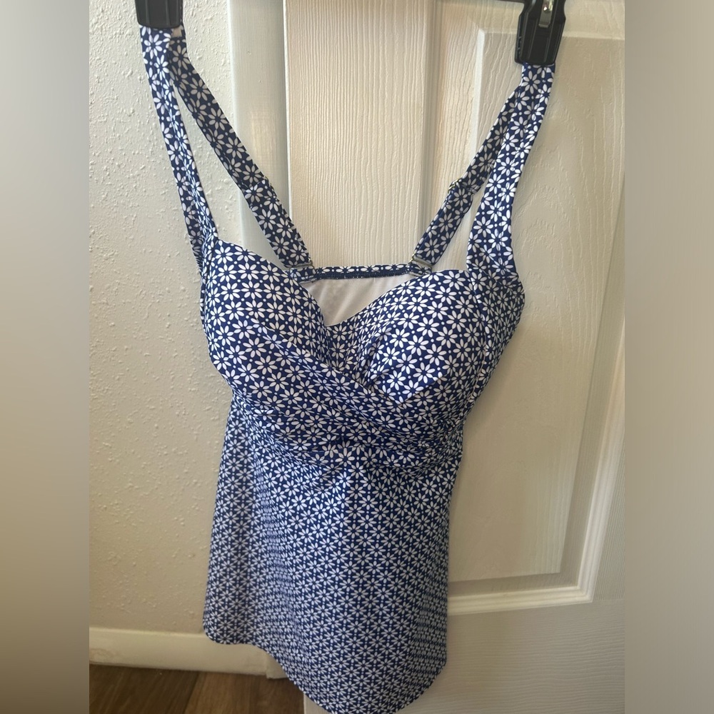 *Kona Soul Blue and White Tankini Top